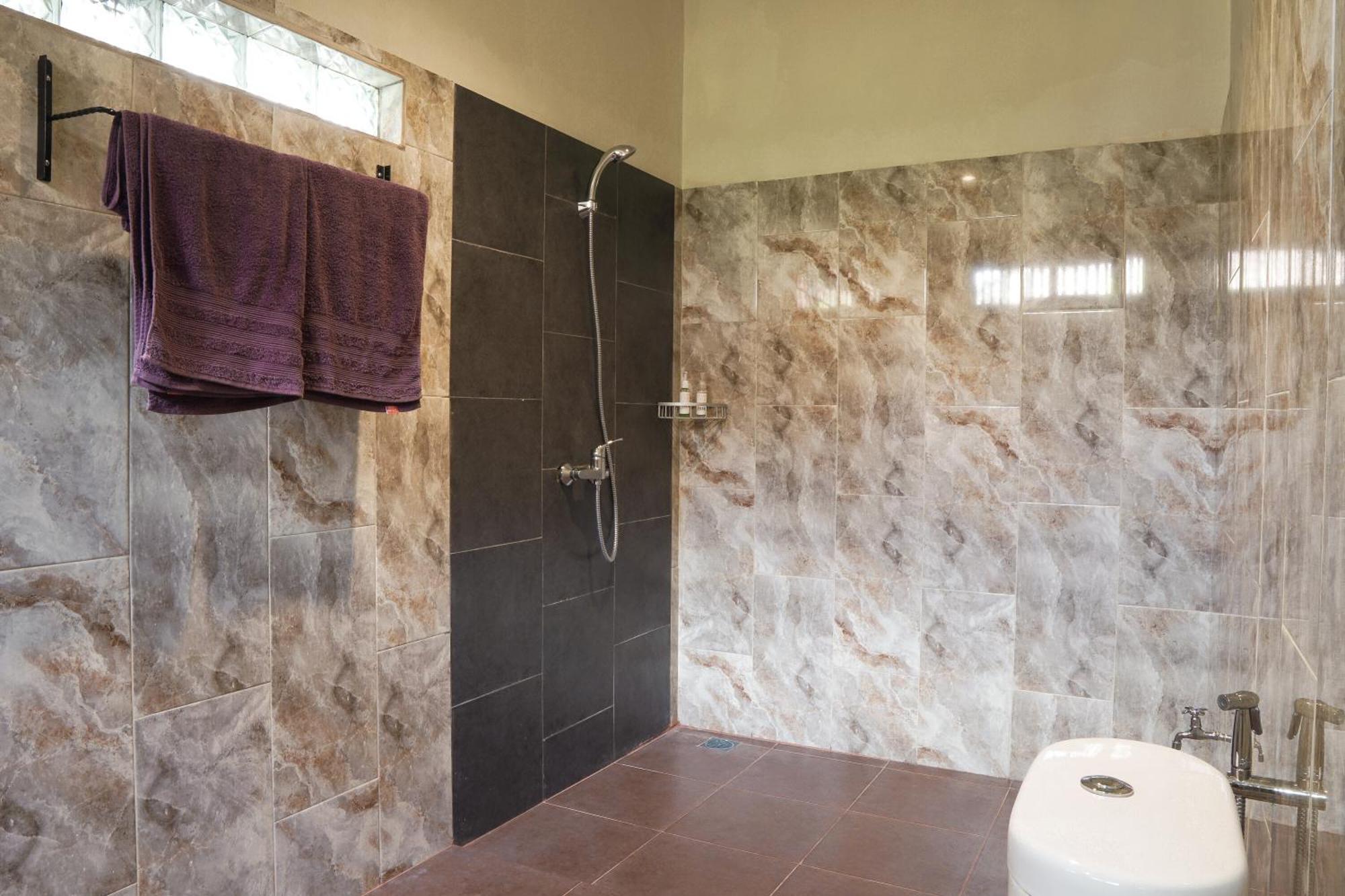 Nirwa 1 Ubud Guesthouse Bagian luar foto