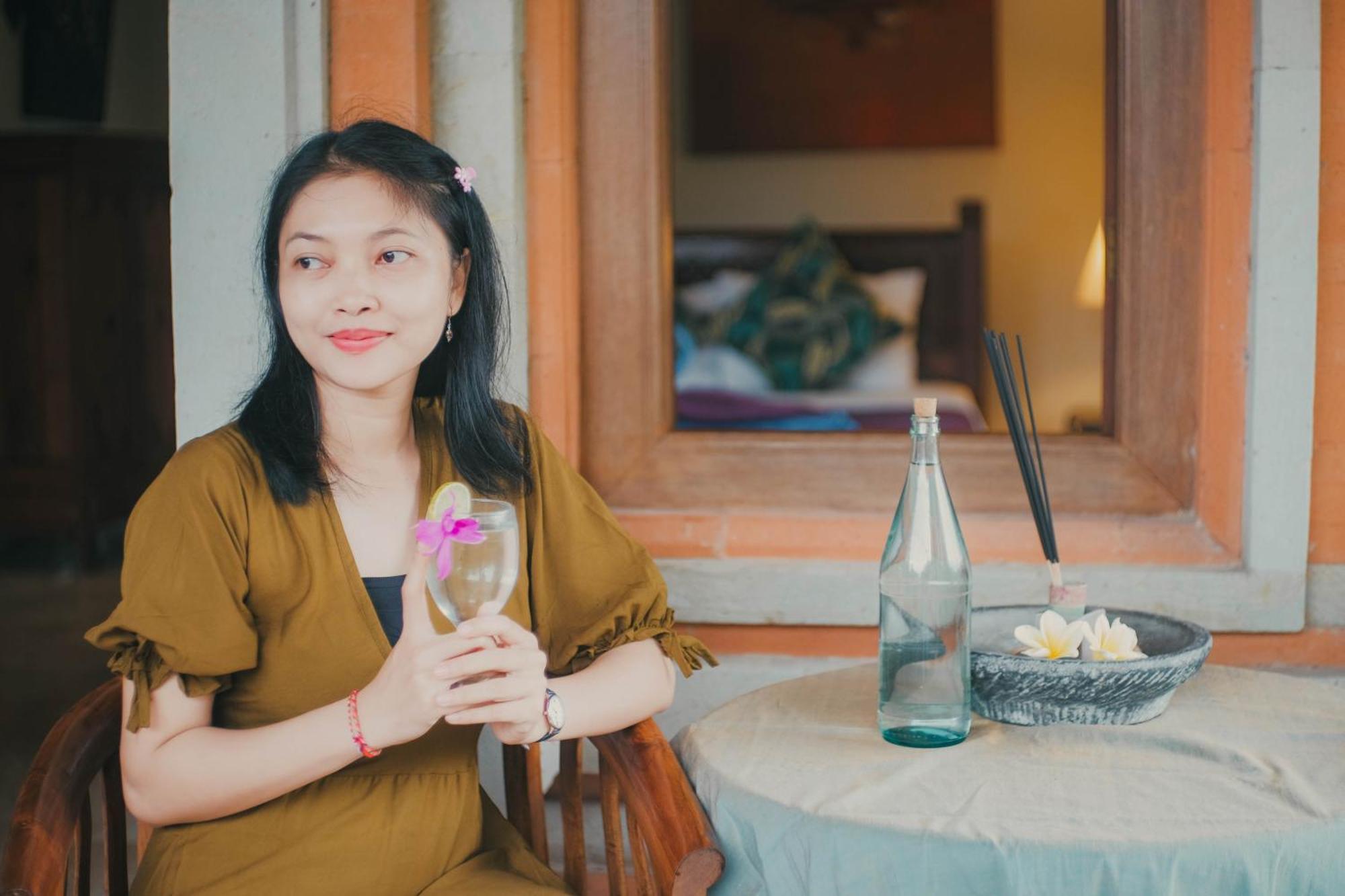 Nirwa 1 Ubud Guesthouse Bagian luar foto