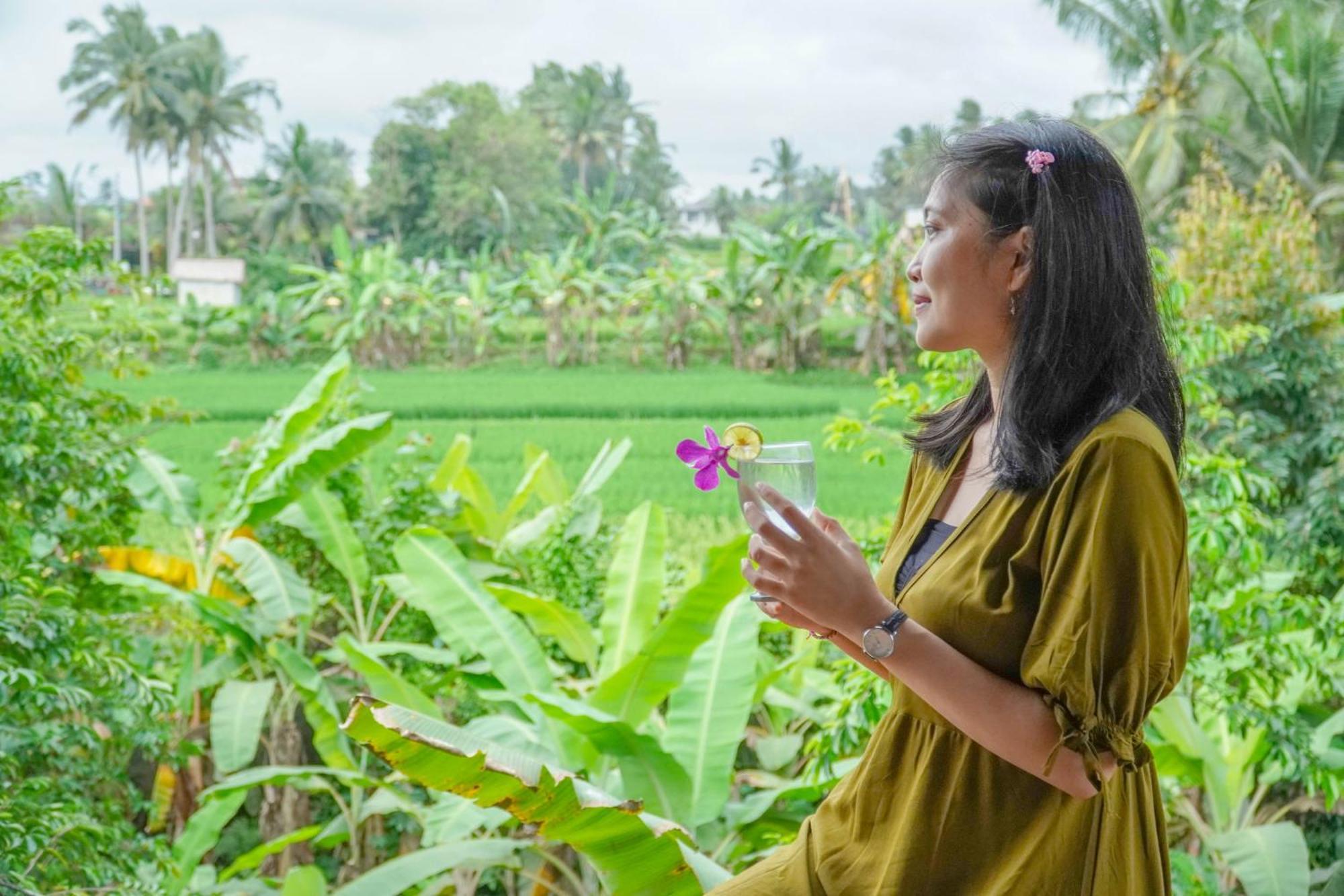 Nirwa 1 Ubud Guesthouse Bagian luar foto