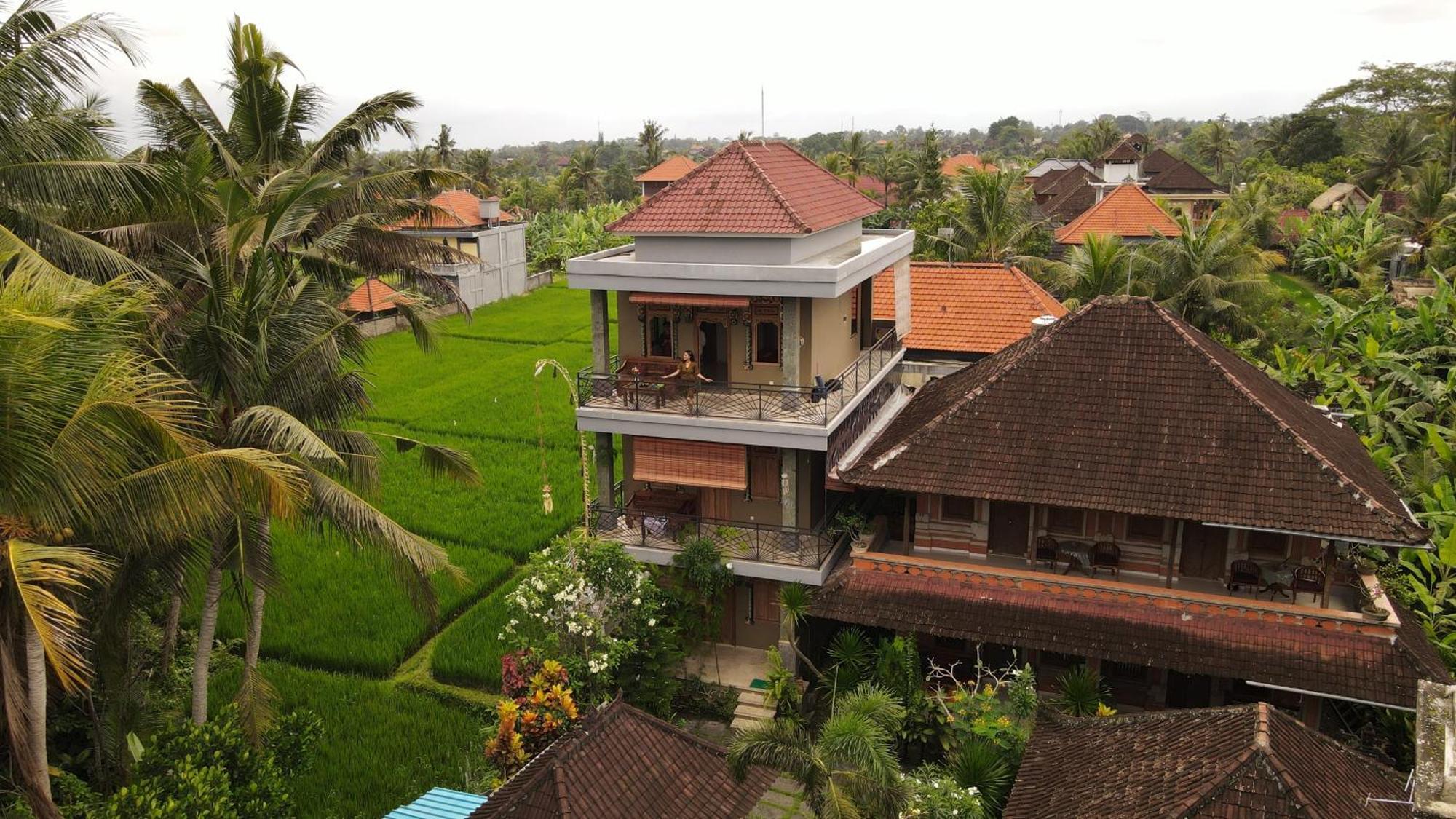 Nirwa 1 Ubud Guesthouse Bagian luar foto