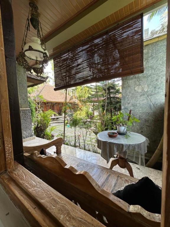 Nirwa 1 Ubud Guesthouse Ruang foto